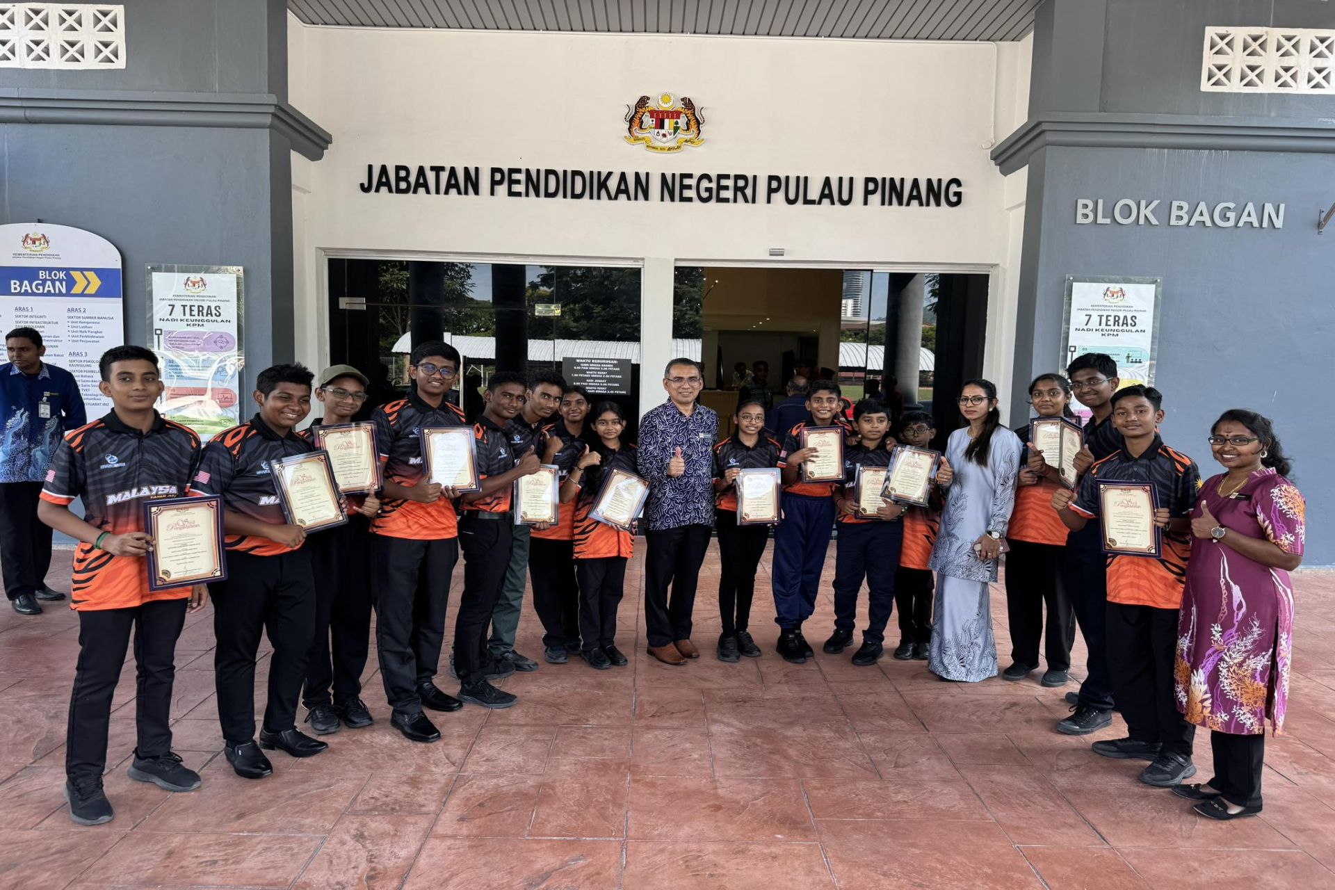 Jabatan Pendidikan Negeri Pulau Pinang Celebrates WRG Champions